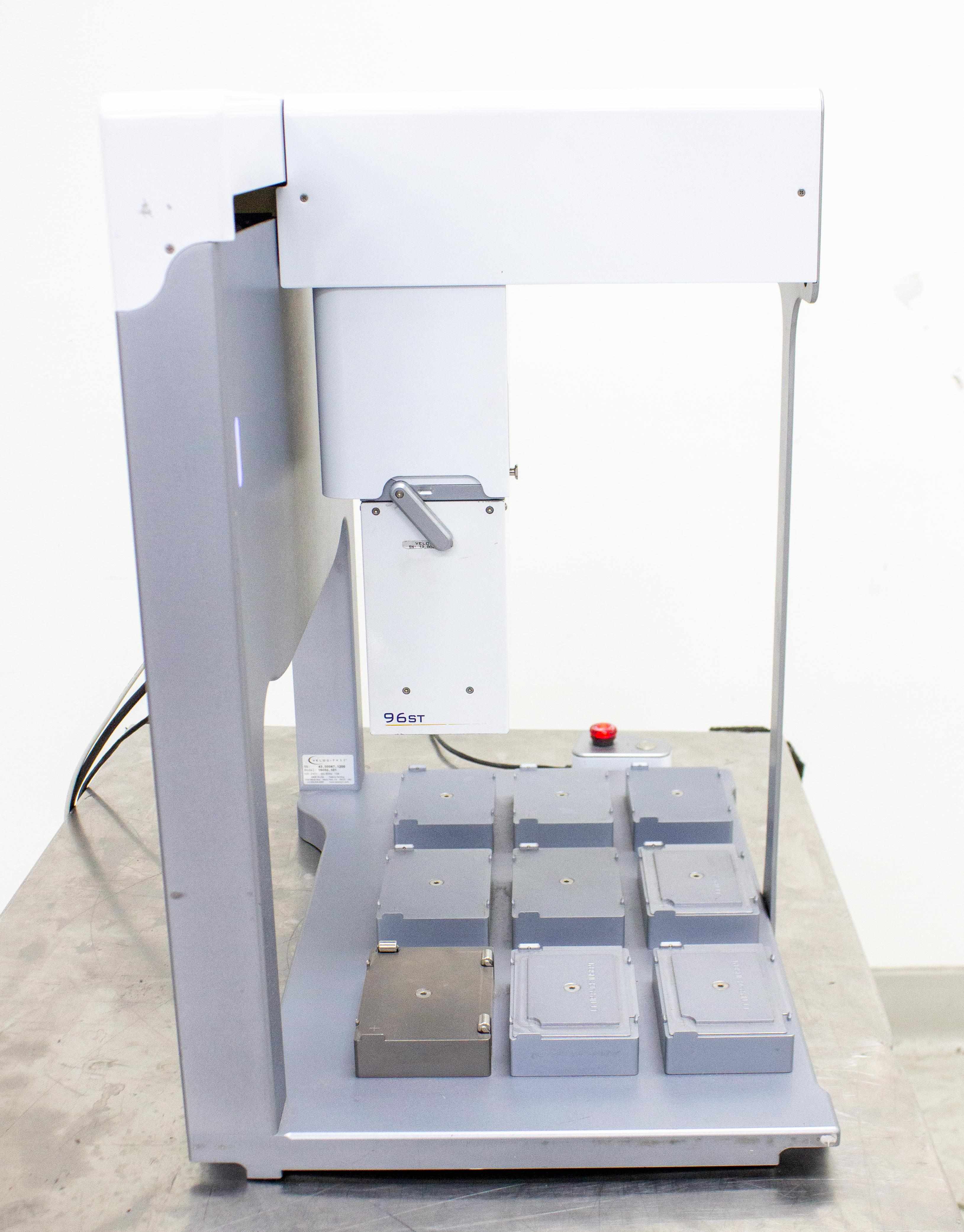 Agilent Bravo Liquid Handling System for Sample Prep with 96-Well Head Used