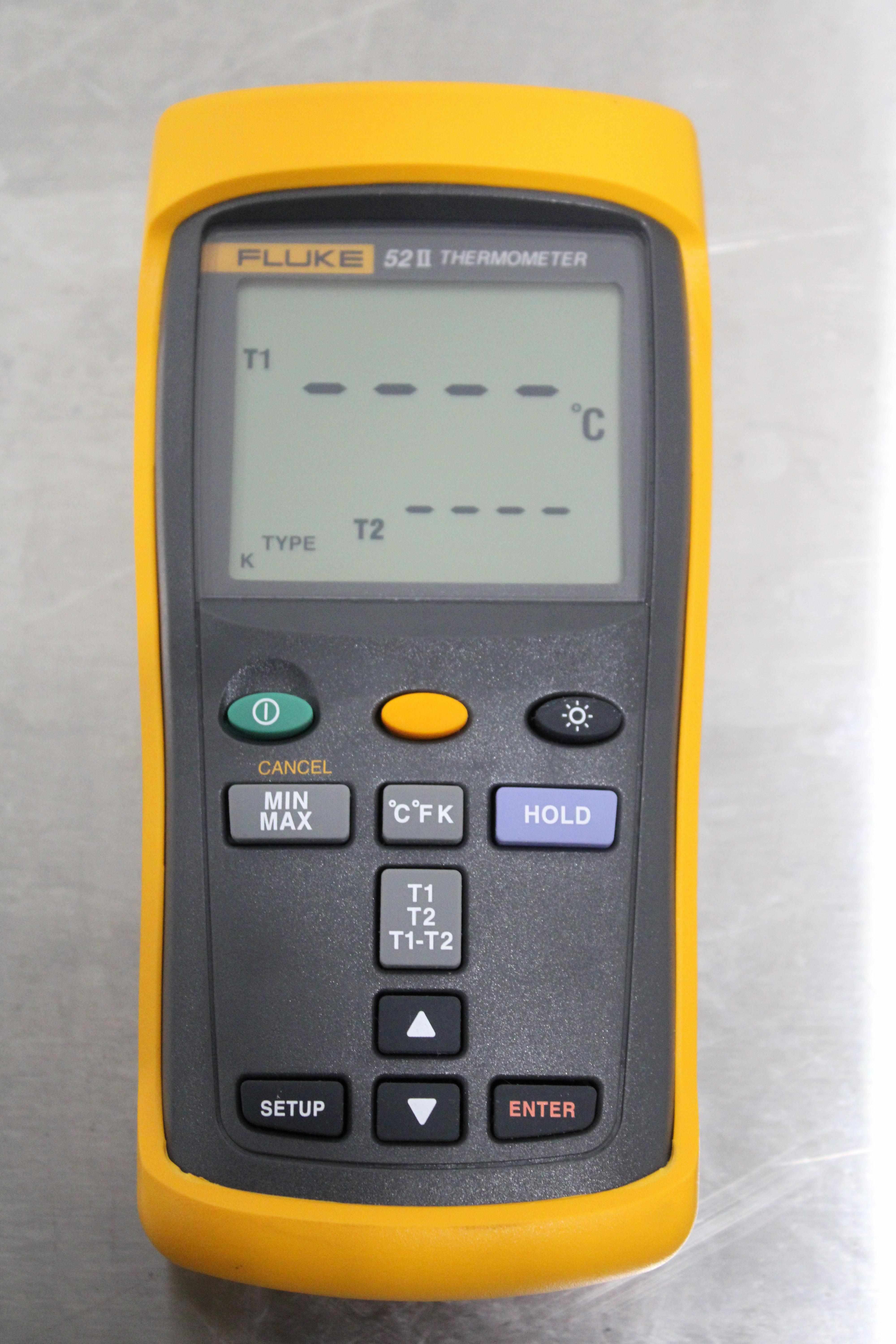 Fluke 52 II Thermometer Dual-Input Digital Temp Range Up to 1600F Used