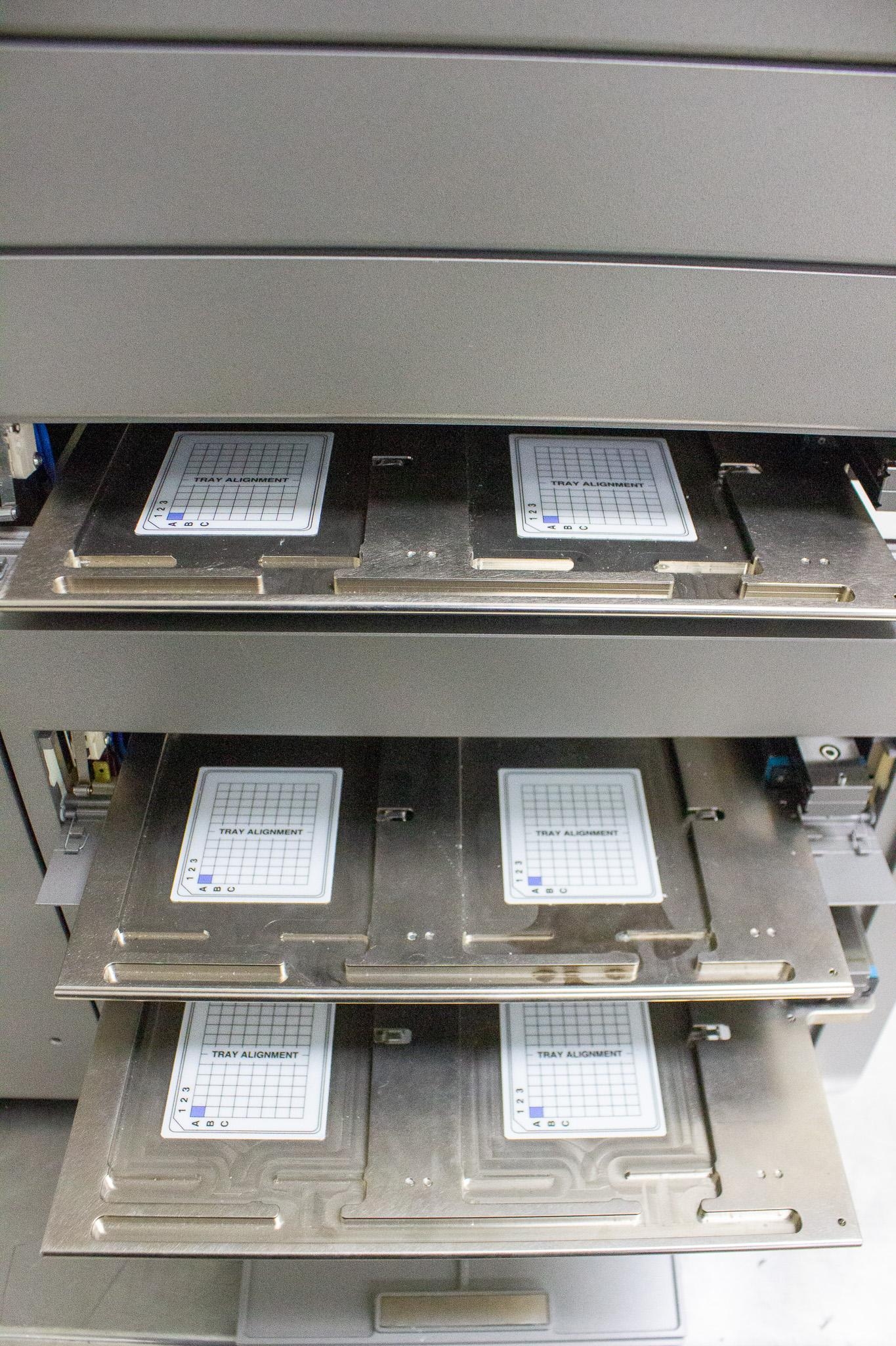 Affymetrix GeneTitan MC Instrument Genetic Analysis Automation Array Plate