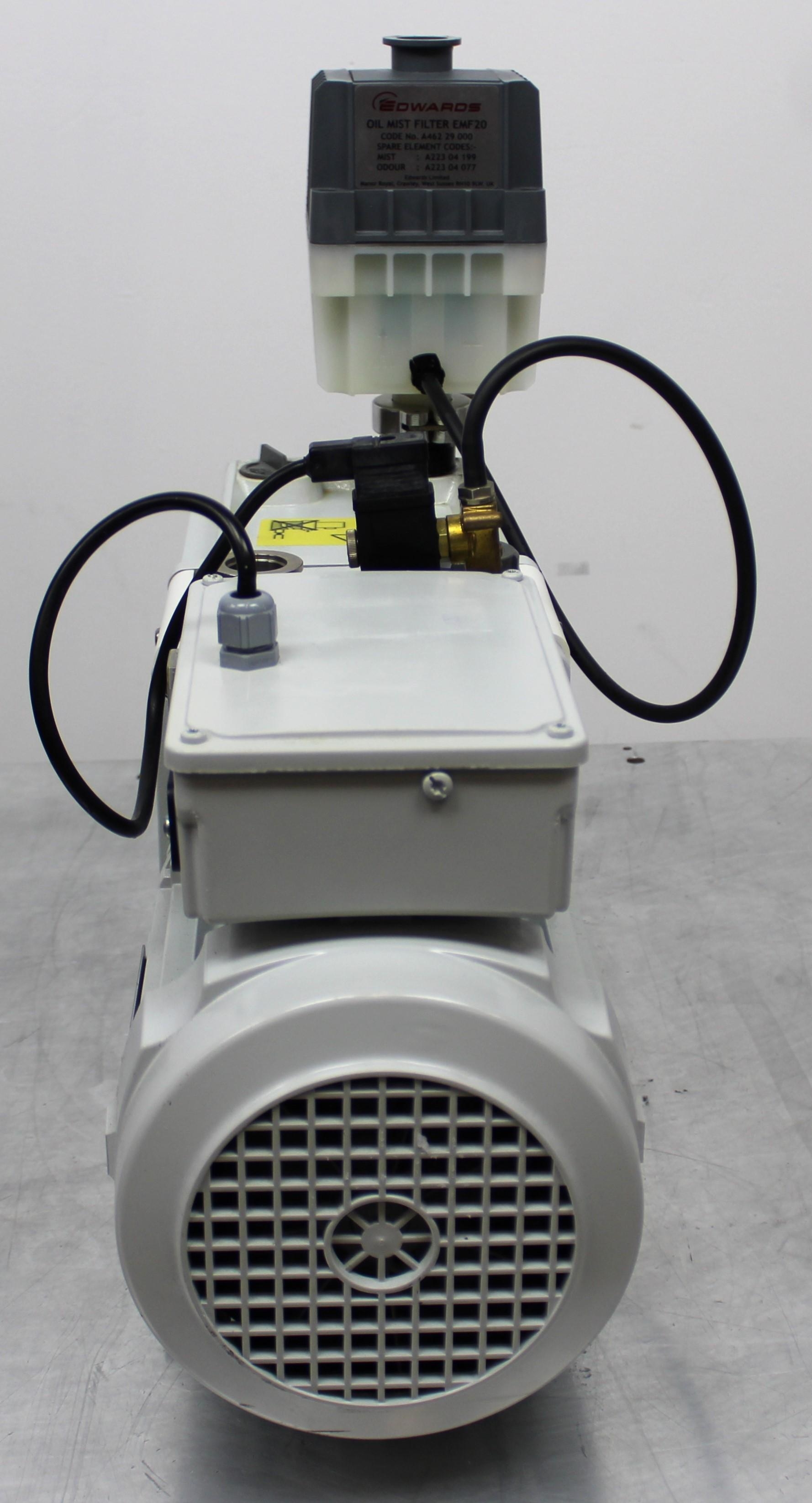 Edwards E2M28 Vacuum Pump Rotary Vane 27.5 m3/hr Capacity Convection Cooled