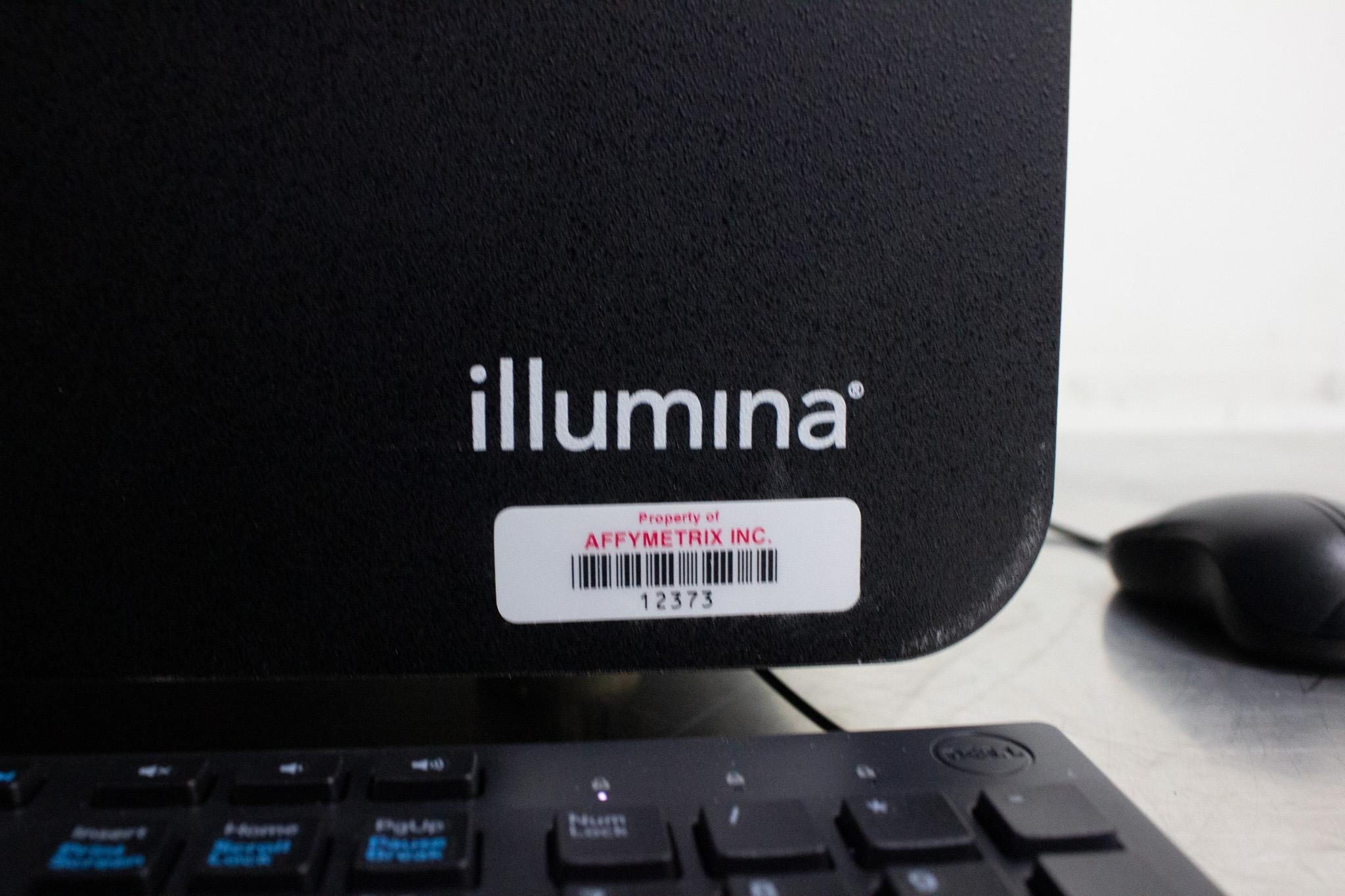 Illumina MiSeq DNA Sequencer Compact Benchtop Rapid Next-Gen Sequencing 2014