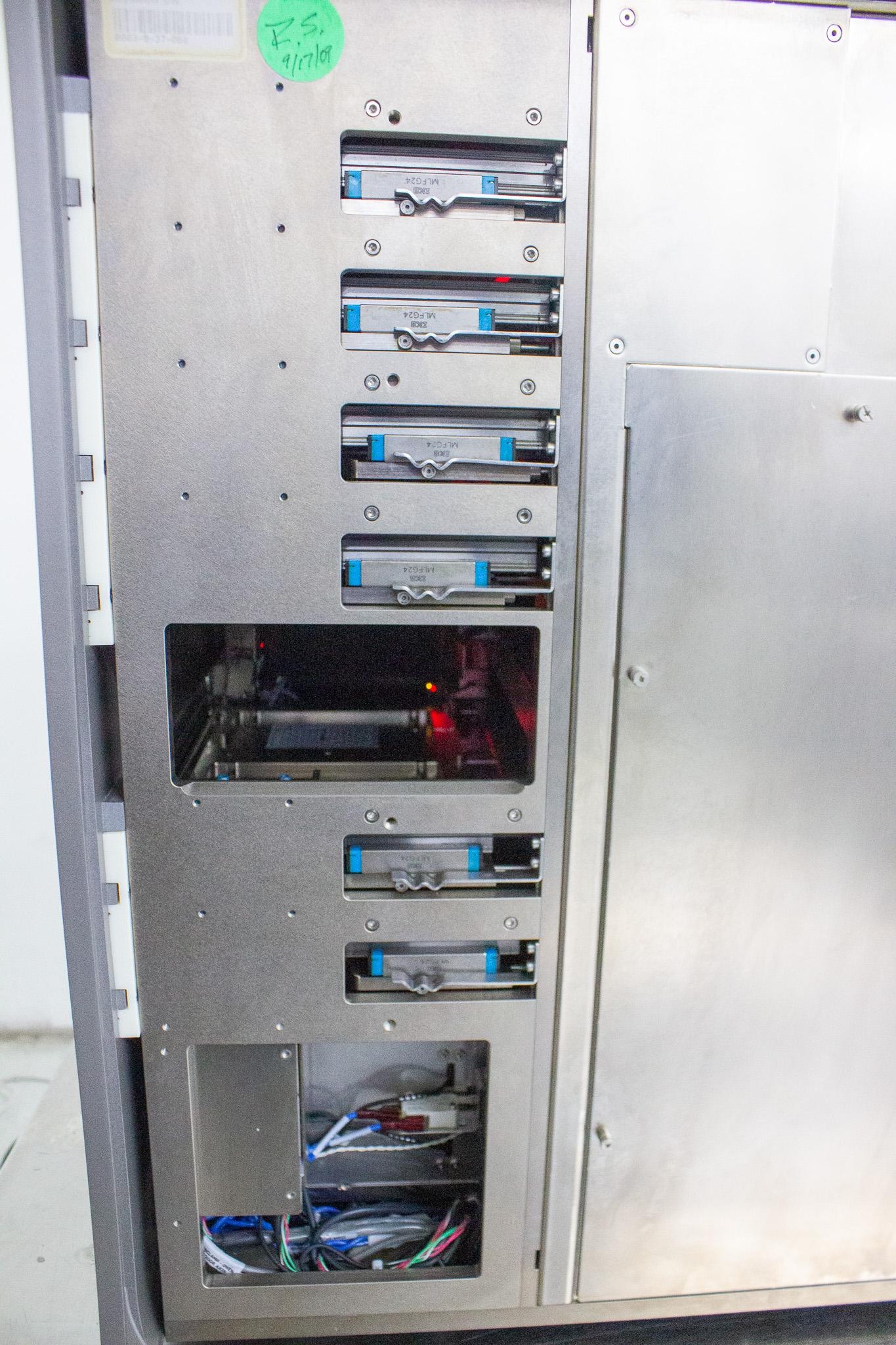 Affymetrix GeneTitan MC Instrument Genetic Analysis Automation Array Plate