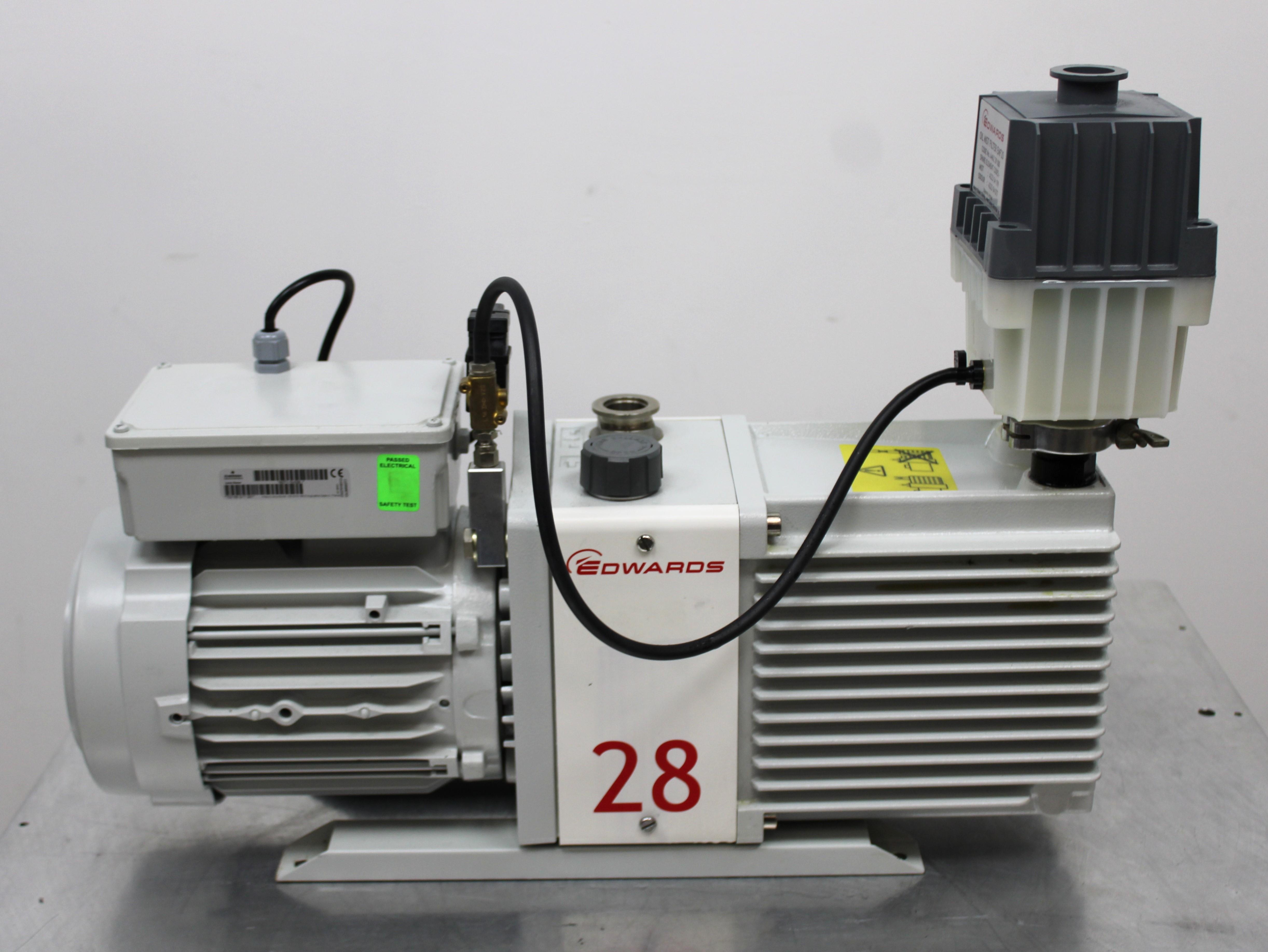 Edwards E2M28 Vacuum Pump Rotary Vane 27.5 m3/hr Capacity Convection Cooled
