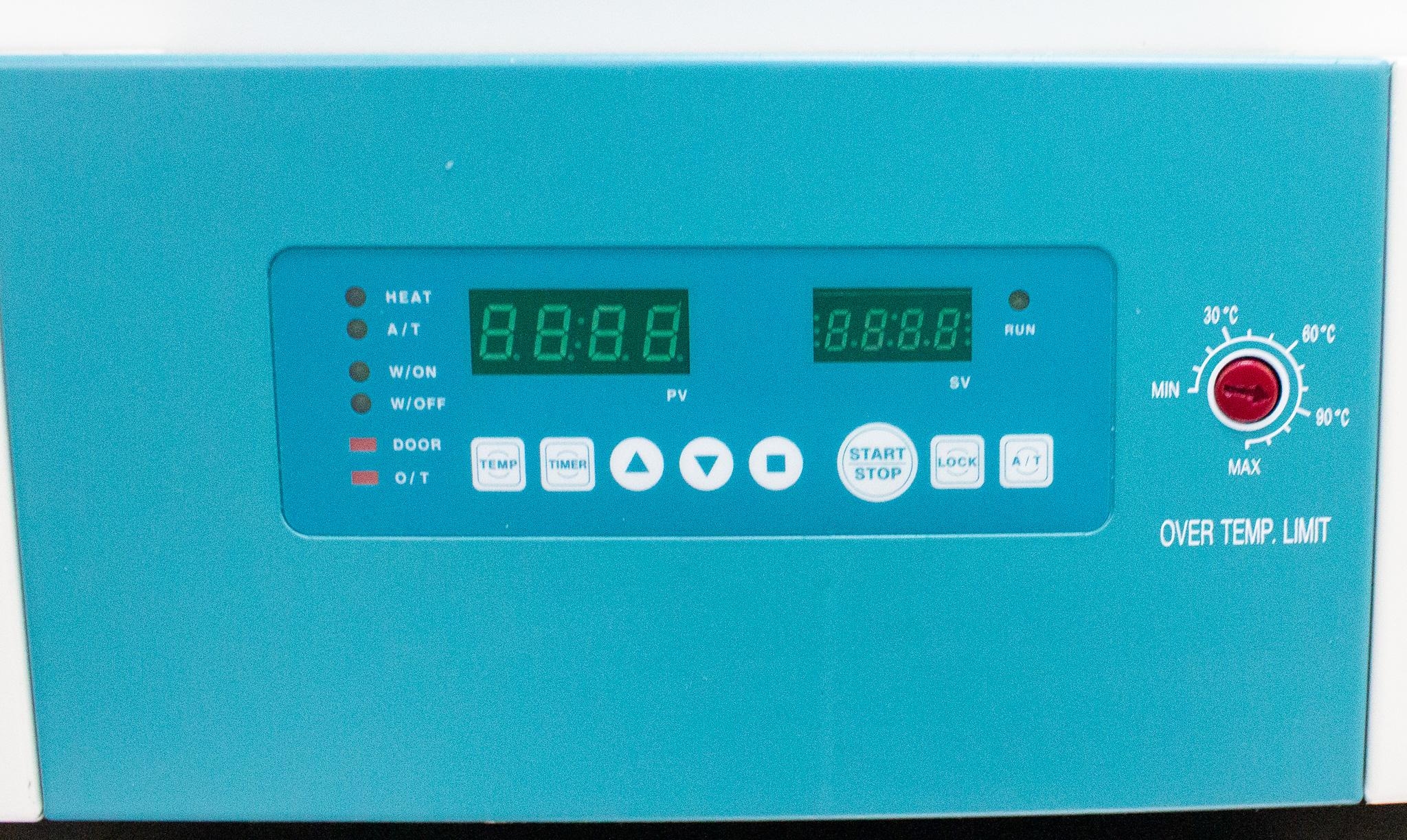 Jeio Tech Benchtop Incubator IB-25G, 5.3 cu ft, 5-70C Temperature, AS-IS