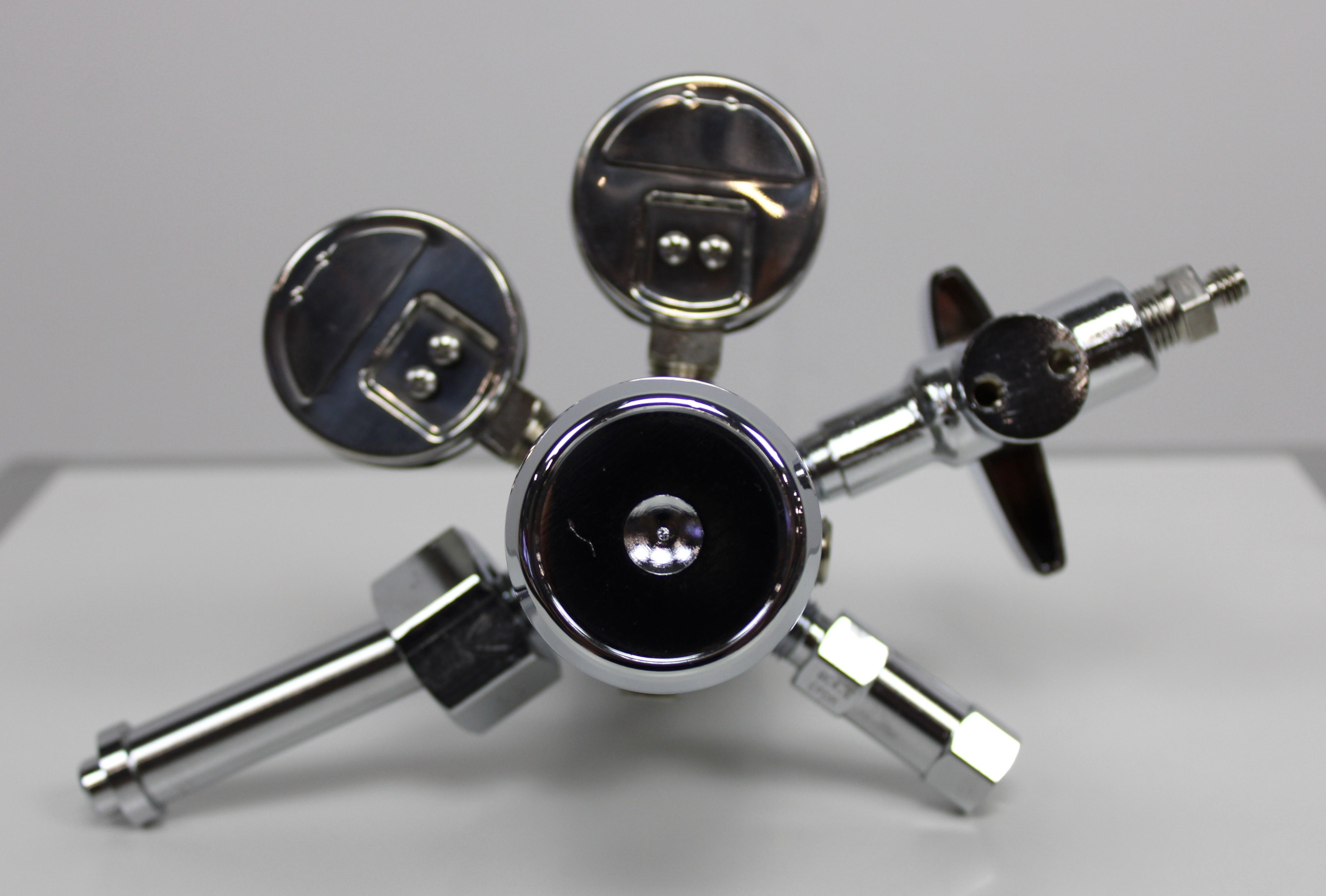 Linde C300/2A-3B Gas Regulator Pressure Control Brass Housing