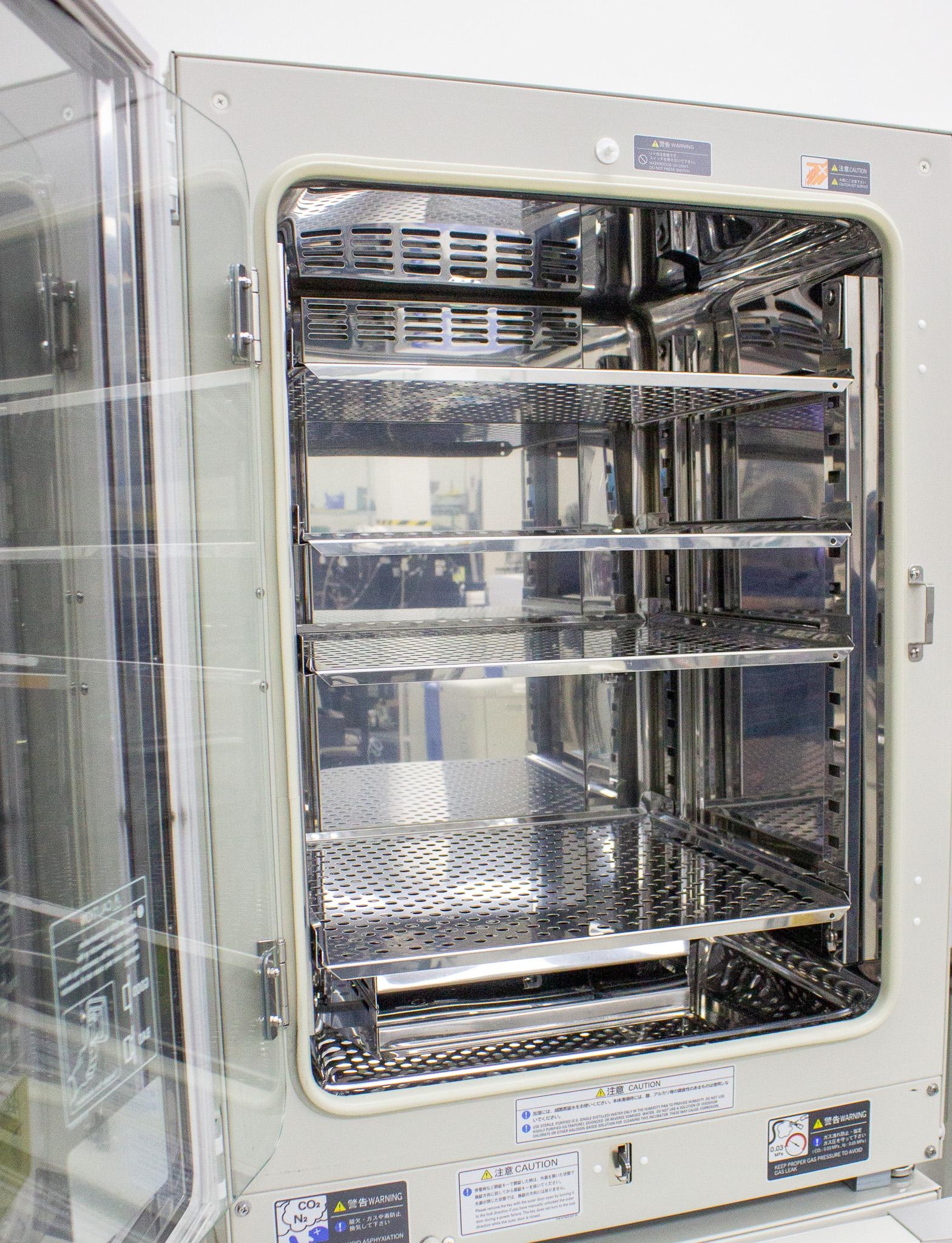 Sanyo MCO-19AIC CO2 Incubator 170L Precise Temp & Humidity Control