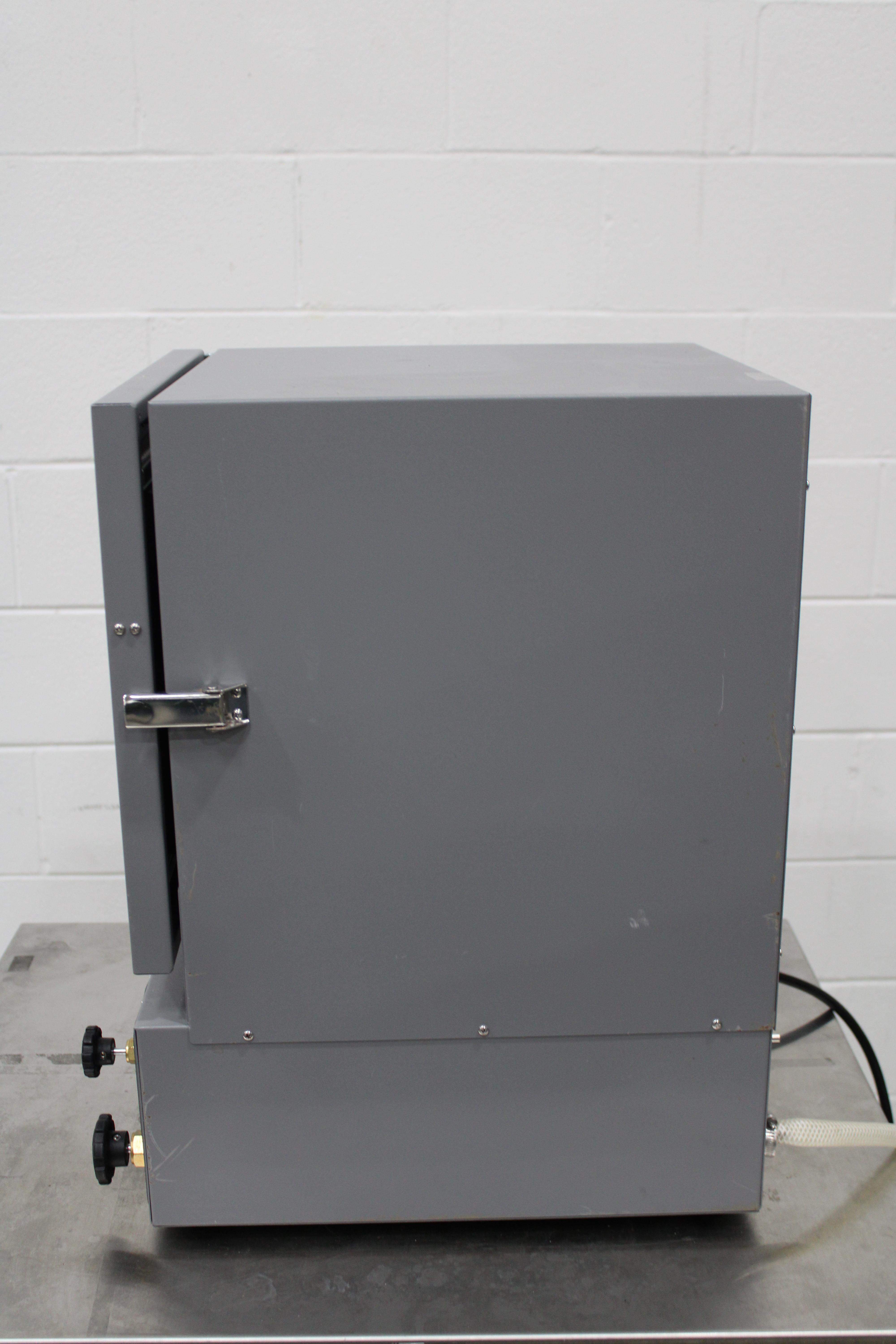 Shel SVAC1E Vacuum Oven 0.6 CuFt 210C Stainless Steel Chamber Gray