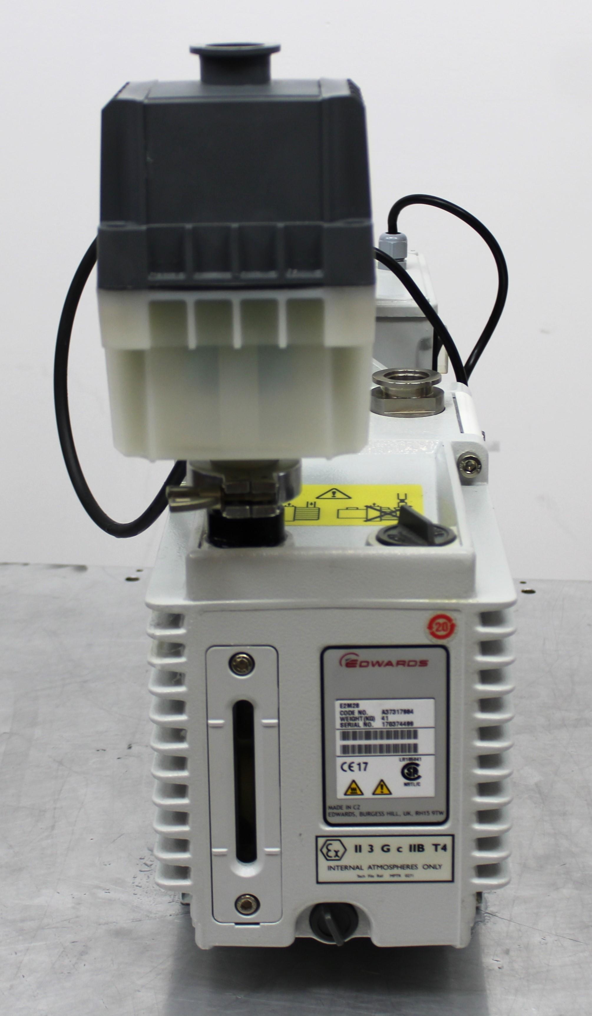 Edwards E2M28 Vacuum Pump Rotary Vane 27.5 m3/hr Capacity Convection Cooled