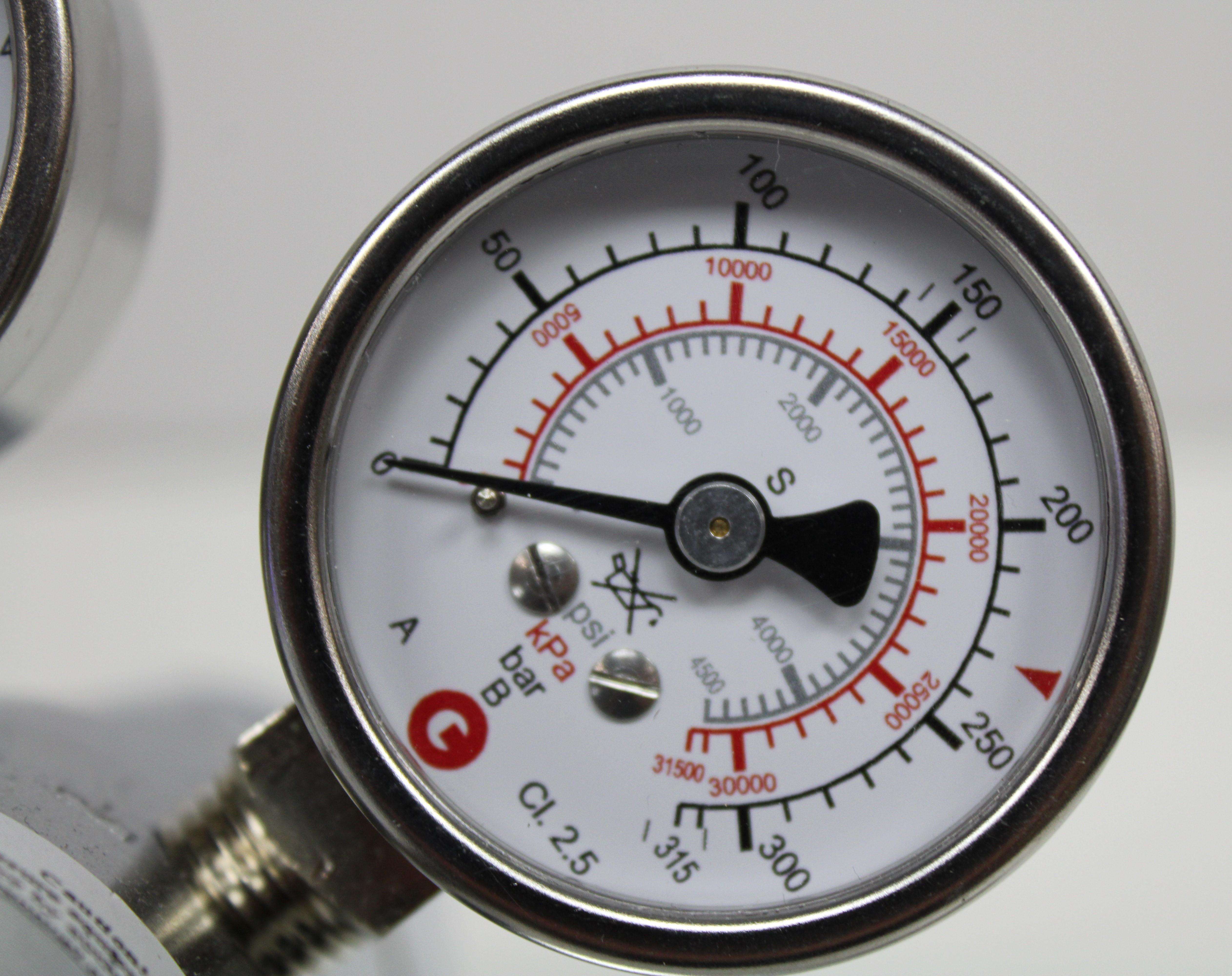 Linde C300/2A-3B Gas Regulator Pressure Control Brass Housing