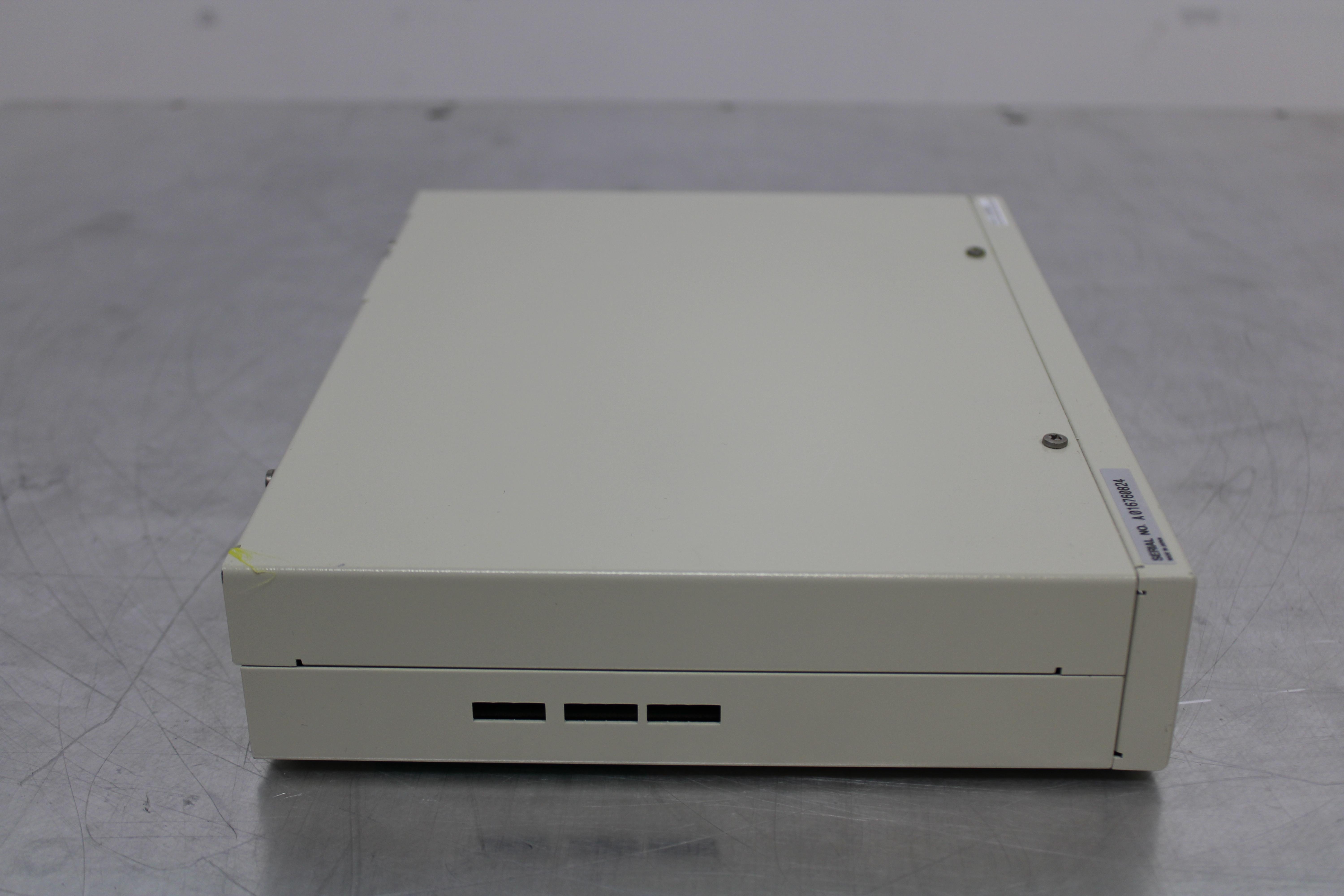 Jasco LC-Net II ADC Analytical Accessory 240V Detector Powers On Tested