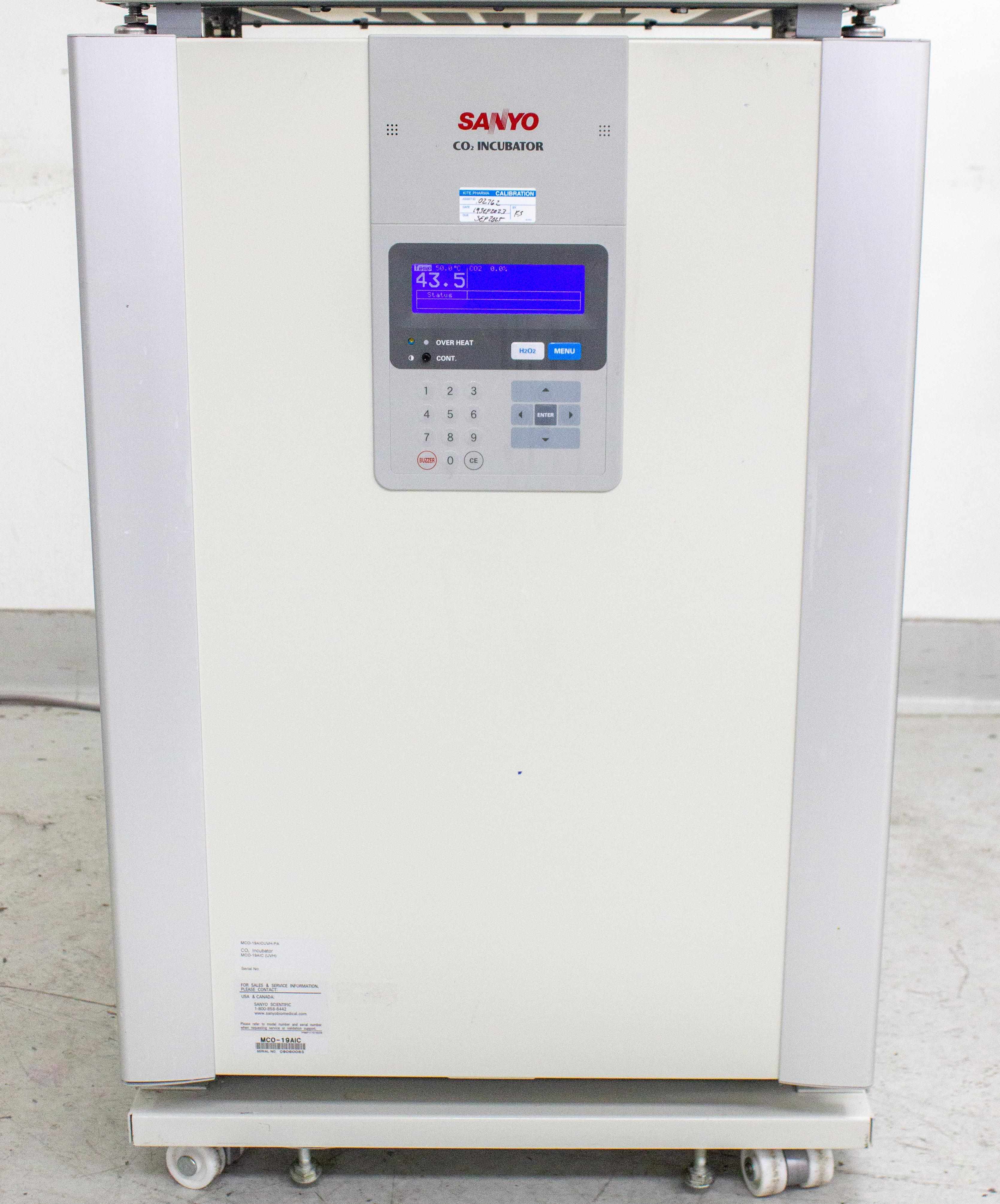 Sanyo MCO-19AIC CO2 Incubator 170L 5-50C Antibacterial Lab Controlled Use