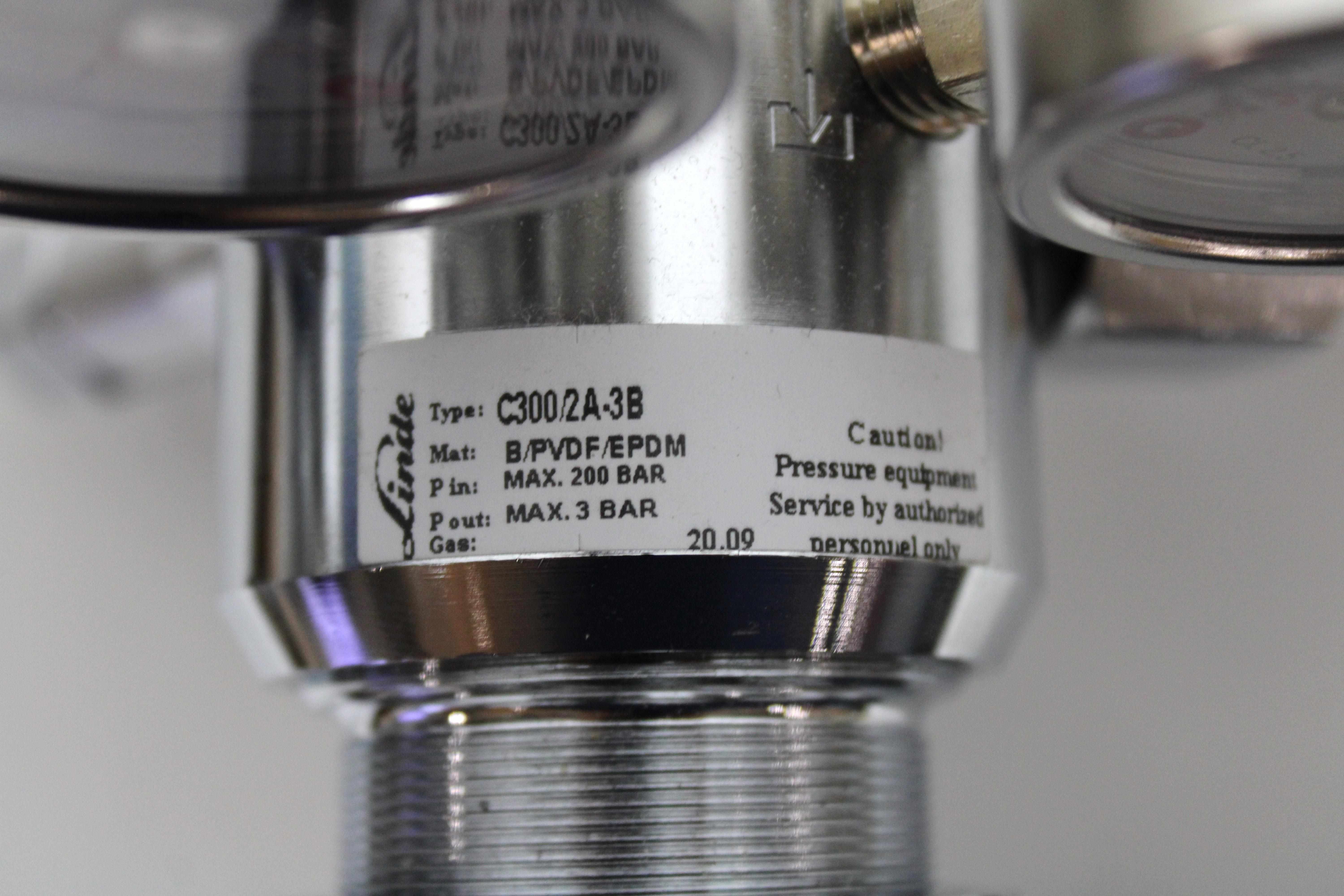 Linde C300/2A-3B Gas Regulator Pressure Control Brass Housing