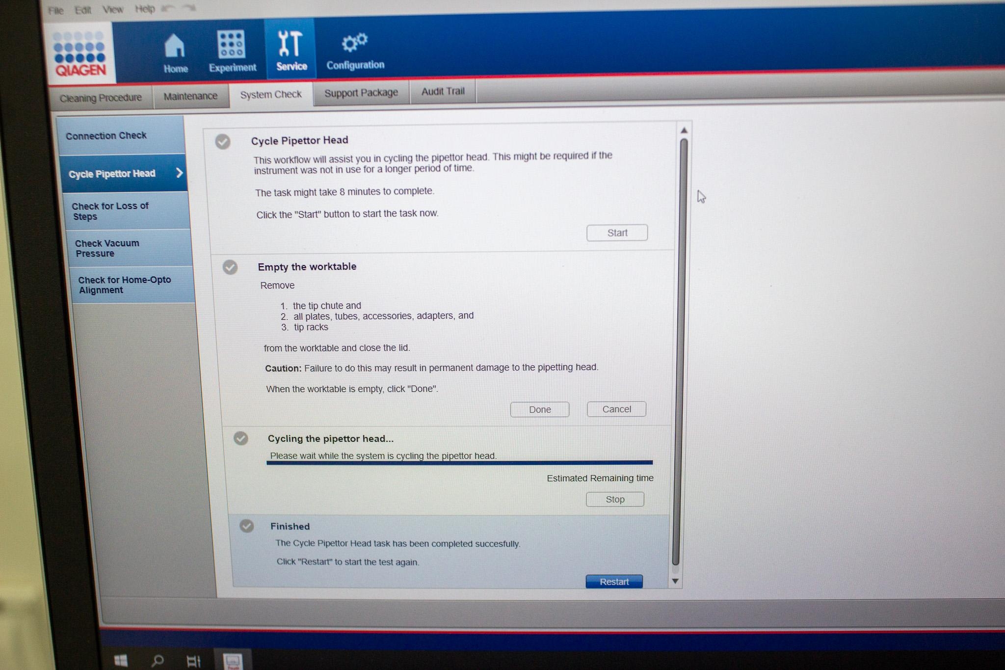 Qiagen QIAcube HT DNA RNA Nucleic Acid Purification System 96-Well Used